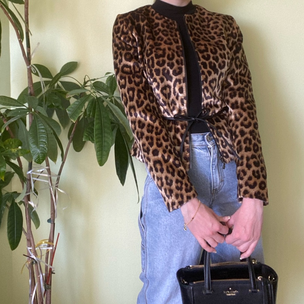 IDENTIFY Blazer